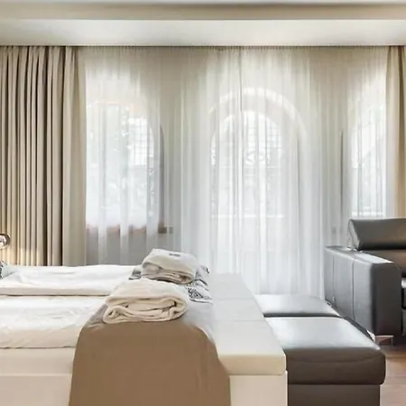 Tatrytop Zakopianskie Tarasy Wellness Suites-3